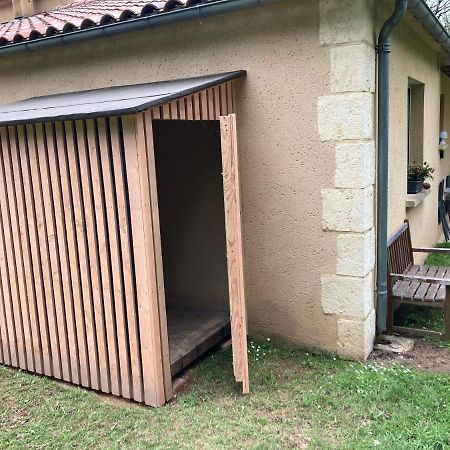 Gite Des Combes Blanches Avec Piscine Et Jacuzzi Frayssinet-le-Gélat エクステリア 写真
